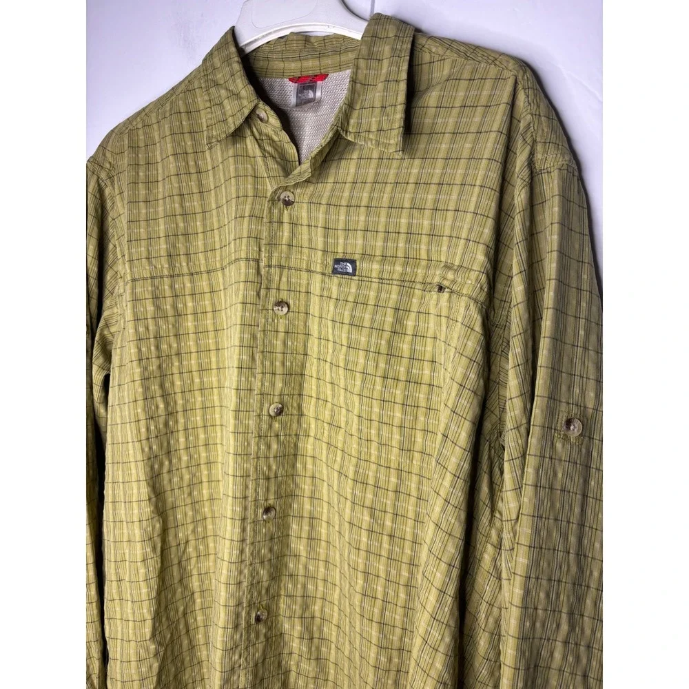 The North Face Mens Large AB5L Plaid Button Down Hiking Shirt Olive Green Long S